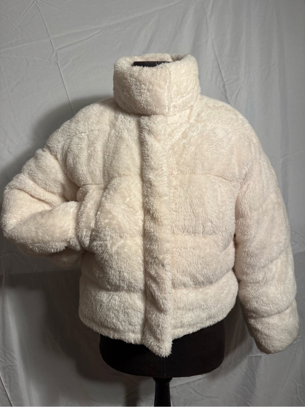 H&M (Divided) Cream Plush Puffer Jacket with High Collar, Size: XXS